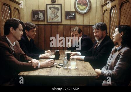 PIERCE BROSNAN, STEPHEN REA, AIDAN QUINN, Alan Bates, Julianna Margulies, Evelyn, 2002 Stockfoto