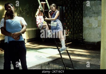 SAMANTHA MORTON, PADDY CONSIDINE, Sarah Bolger, EMMA BOLGER, IN AMERIKA, 2002 Stockfoto