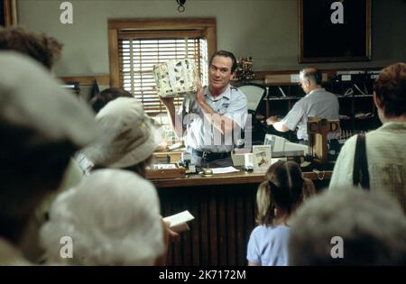 TOMMY LEE JONES, MÄNNER IN SCHWARZ II, 2002 Stockfoto