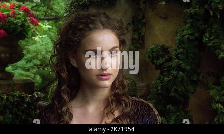 NATALIE PORTMAN, Star Wars: Episode II - Angriff der Klonkrieger 2002 Stockfoto