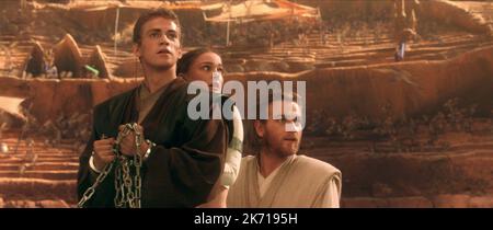 HAYDEN CHRISTENSEN, NATALIE PORTMAN, EWAN MCGREGOR, Star Wars: Episode II - Angriff der Klonkrieger 2002 Stockfoto