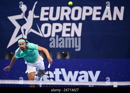 Der Belgier Ruben Bemelmans, der während des Qualifikationsspiels zwischen dem Franzosen Blancaneaux und dem Belgier Bemelmans beim ATP-Turnier European Open Tennis in Antwerpen am Sonntag, den 16. Oktober 2022, in Aktion stand. BELGA FOTO LAURIE DIEFFEMBACQ Stockfoto