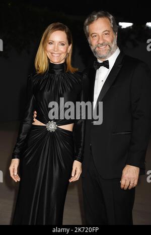 Los Angeles, Ca. 15. Oktober 2022. (L-R) Leslie Mann und Judd Apatow nehmen an der jährlichen Academy Museum Gala 2. im Academy Museum of Motion Picturs am 15. Oktober 2022 in Los Angeles, Kalifornien, Teil. Kredit: Jeffrey Mayer/Jtm Fotos/Media Punch/Alamy Live News Stockfoto