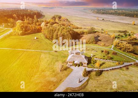 Kosava, Weißrussland. Luftaufnahme aus der Vogelperspektive auf dem Gedenkmuseum-Anwesen von Tadeusz Kosciuszko. Nationalheld in Polen, Litauen, USA. Berühmte Popular Stockfoto