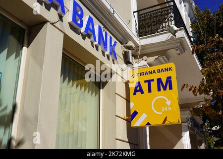 Tirana Bank, Saranda, Republik Albanien Stockfoto