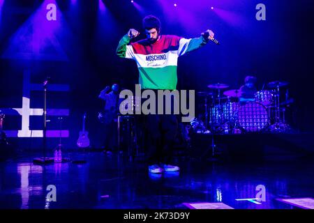 Mailand, Italien. 16. Oktober 2022. Sergio Pizzorno, Sänger der englischen Rockband Kasabian, live in einem Konzert in Alcatraz. Kredit: SOPA Images Limited/Alamy Live Nachrichten Stockfoto