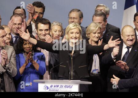 Marine Le Pen hält eine Rede während der Front National politischen Kundgebung und dem Start ihrer Präsidentschaftskampagne in Lyon, Frankreich, am 05. Februar 2017. Stockfoto