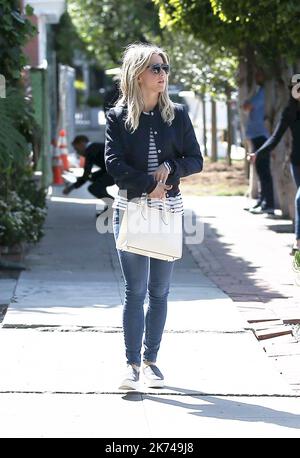 Julianne Hough am Melrose Place in West Hollywood. Stockfoto