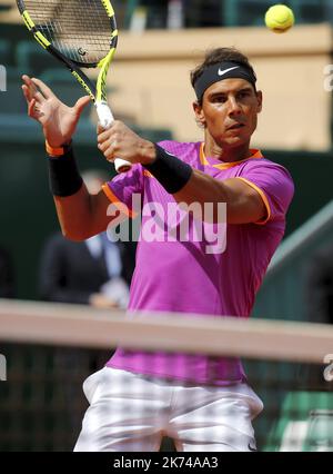 Der Spanier Rafael Nadal im Kampf gegen den Briten Kyle Edmund Stockfoto