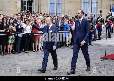 Zeremonie der Machtübergabe im Hotel Matignon in Paris, Frankreich, am 15. Mai 2017. Stockfoto