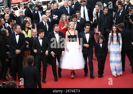 Mise à mort du cerf sacré, de Yorgos Lanthimis avec Nicole Kidman et Colin Farrell. Teilnahme an der Premiere von The Killing of a Sacred Deer im Rahmen der Filmfestspiele von Cannes 70., Frankreich, Mai 2017. Das Filmfestival findet vom 17. Bis 28. Mai statt. Stockfoto