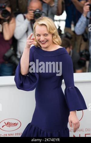 Elisabeth Moss besucht die Fotoschau „Top of the Lake: China Girl“ während des jährlichen Filmfestivals in Cannes 70. im Palais des Festivals Stockfoto