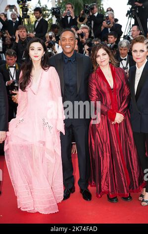 Die Jurymitglieder Fan Bingbing, will Smith, Agnes Jaoui und Maren Ade nehmen am 70.. Jahrestag der jährlichen Filmfestspiele von Cannes 70. im Palais des Festivals Teil Stockfoto