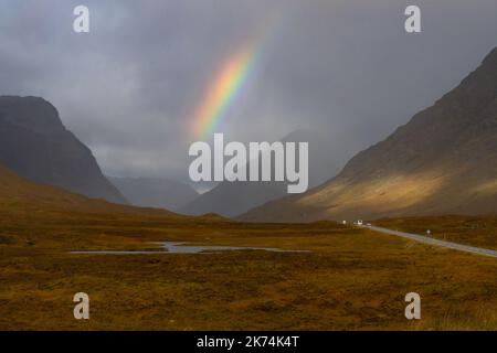 Glencoe rainbow - Schottland, Großbritannien Stockfoto