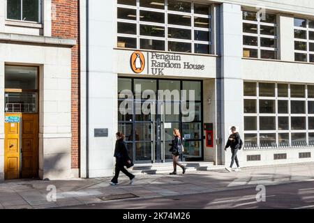 Penguin Random House Building an der Vauxhall Bridge Road, London, Großbritannien Stockfoto