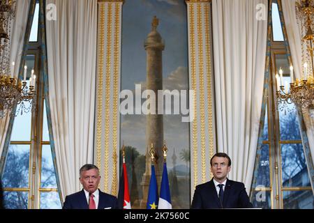 Der französische Präsident Emmanuel Macron empfängt König Abdullah II. Von Jordanien Stockfoto