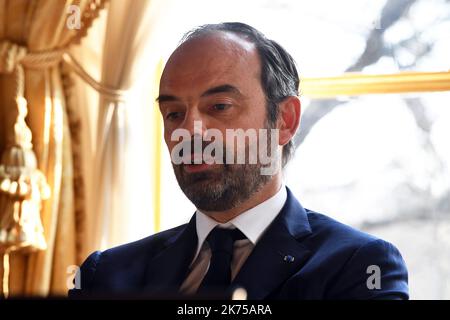 Fotogelegenheit während eines Interviews mit dem französischen Premierminister Edouard Philippe in seinem Büro in Matignon. Stockfoto