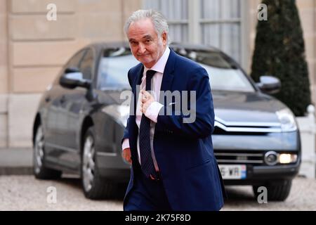 Jacques Attali zu Ehren des Prinzen Mohamed bin Salman bin Abdulaziz Al Saoud zum Abendessen im Elysee-Palast Stockfoto