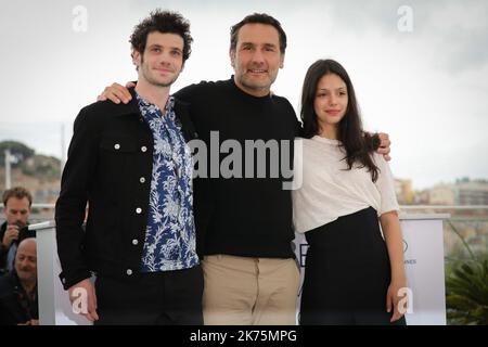 En Presence du realisateur Gilles LELLOUCHE (Frankreich). Des actrices Virginie EFIRA (Belgique), Leila BEKHTI (Frankreich), Marina FOIS (Frankreich), Melie DOUTEY (Frankreich) und Noee ABITA (Frankreich). Et des acteurs Mathieu AMALRIC (Frankreich), Guillaume CANET (Frankreich), Benoit POELVOORDE (Frankreich), Jean-Hugues ANGLADE (Frankreich), Philippe KATERINE (Frankreich), Felix MOATI (Frankreich), Alban IVANOV (Frankreich), Jonathan ZACCAI (Belgien) und Balasingham THAMILCHEVAN. 71. jährliche Filmfestspiele von Cannes in Cannes, Frankreich, Mai 2018. Das Filmfestival findet vom 8. Bis 19. Mai statt. Stockfoto