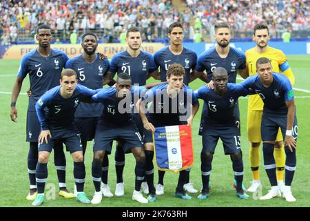 FIFA World Cup Russia 2018, Finales Fußballspiel Frankreich gegen Kroatien ist Frankreich der neue Weltmeister. Frankreich gewann die Weltmeisterschaft zum zweiten Mal 4-2 gegen Kroatien. FRA6 MF Paul Pogba, FRA5 DF Samuel Umtiti, FRA21 DF Lucas Hernandez, FRA4 DF Raphael Varane, FRA9 FW Olivier Giroud, FRA1 GK Hugo Lloris, FRA7 FW Antoine Griezmann, FRA14 MF Blaise Matuidi, FRA2 DF Benjamin Pavard, FRA13 MF Ngolo Kante, FRA10 FW Kylian Mbappe © Pierre Teyssot / Maxppp Stockfoto