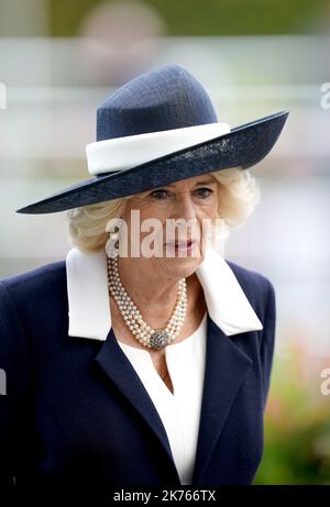 Der Queen Consort während des QIPCO British Champions Day auf der Ascot Racecourse, Bekshire. Bilddatum: Samstag, 15. Oktober 2022. Stockfoto