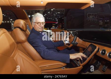 Giorgetto Giugiaro . Designer Italien . Avec Sohn Prototyp Sibylla . - Paris, Frankreich, 1. 2018. oktober - Veranstaltung am Vorabend des ersten Pressetag des Pariser Automobilsalons. Stockfoto