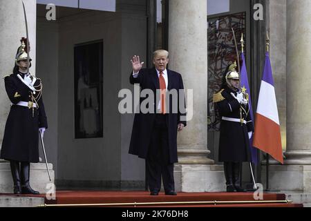 Der Präsident der Vereinigten Staaten von Amerika Donald Trump kommt zum Mittagessen nach dem Gedenken an den 100.. Jahrestag des Endes des Ersten Weltkriegs am 11. November 2018 in Paris, Frankreich, im Elysee Palace an. Stockfoto