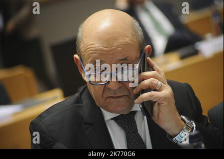 Der französische Außenminister Jean-Yves LE DRIAN vor dem Treffen des Europäischen Rates für Auswärtige Angelegenheiten. Stockfoto