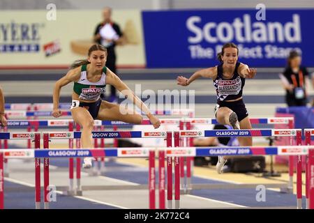 Elvira Herman aus Weißrussland und Sacha Alessandrini aus Frankreich 60 m Hürden Runde 1 Heat 1 während der Leichtathletik-Halleneuropameisterschaften Glasgow 2019 am 2. März 2019 in der Emirates Arena in Glasgow, Schottland - Foto Laurent Lairys /MAXPPP Stockfoto