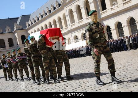 ©PHOTOPQR/LE PARISIEN/Arnaud Journois ; Cérémonie d’Hommage national aux Invalides à Cédric de Pierrepont et Alain Bertoncello, présidée par -EmmanuelMacron PARIS 14/05/2019 nationale Zeremonie für die beiden französischen Marine-Soldaten , Cedric de Pierrepont und Alain Bertoncello , Getötet während einer Geiselrettungsaktion einer Terrorgruppe in Burkina Faso im National Invalides Hotel in Paris, Frankreich, 14. Mai 2019. Stockfoto