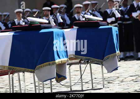 ©PHOTOPQR/LE PARISIEN/Arnaud Journois ; Cérémonie d’Hommage national aux Invalides à Cédric de Pierrepont et Alain Bertoncello, présidée par -EmmanuelMacron PARIS 14/05/2019 nationale Zeremonie für die beiden französischen Marine-Soldaten , Cedric de Pierrepont und Alain Bertoncello , Getötet während einer Geiselrettungsaktion einer Terrorgruppe in Burkina Faso im National Invalides Hotel in Paris, Frankreich, 14. Mai 2019. Stockfoto