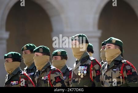 ©PHOTOPQR/LE PARISIEN/Arnaud Journois ; Cérémonie d’Hommage national aux Invalides à Cédric de Pierrepont et Alain Bertoncello, présidée par -EmmanuelMacron FOTO POOL Foto: LE COMMANDO HUBERT PARIS 14/05/2019 Nationale Zeremonie für die beiden französischen Marine-Soldaten Cedric de Pierrepont und Alain Bertoncello, die während einer Geiselrettungsaktion einer Terrorgruppe in Burkina Faso im National Invalides Hotel in Paris, Frankreich, am 14. Mai 2019 getötet wurden. Stockfoto