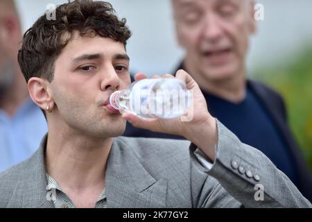 Regisseur Xavier Dolan nimmt an der Fotoschau für Matthias et Maxime Matthias und Maxime während der jährlichen Filmfestspiele von Cannes 72. am 23. Mai 2019 in Cannes, Frankreich, Teil. Stockfoto