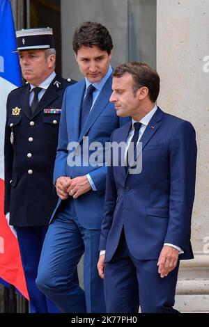 / 07/06/2019 - Frankreich / Ile-de-France (Region) / Paris - der französische Präsident Emmanuel Macron empfängt am 07. Juni 2018 den kanadischen Premierminister Justin Trudeau im Palais de l'Elysee Stockfoto