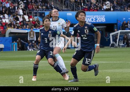 ©ERIC BALEDENT/MAXPPP - Konzert - Equipe d'Argentine féminine vs Equipe du Japon féminine - 10/06/2019 2019, Phasenfinale - (c) 2019 Baledent/MaxPPP Aya Sameshima (Japon, défenseure, Club : INAC Kobe Leonessa) Maria Florencia Bonsegundo (Argentine, Milieu) Moeka Minami (Japon, Club Red Diamonds) 2019/06/10. Frauenfußballspiel Argentinien gegen Japan Stockfoto