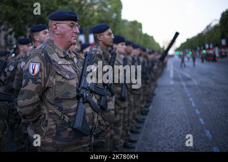 Paris, Frankreich, 14. 2019. juli - Französische Soldaten trainieren für die Parade des Nationaltages - Bastille-Tag, am 14. 2019. juli Stockfoto