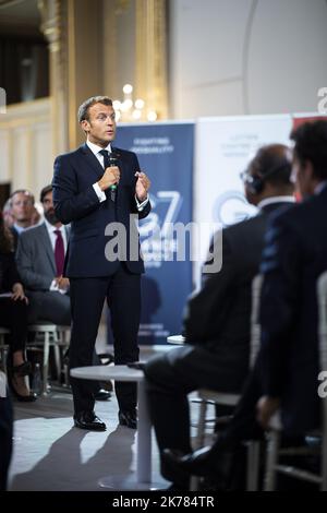 @ Pool/ ELIOT BLONDT/Maxppp, Frankreich, Paris, 2019/08/23 der französische Präsident Emmanuel Macron traf am 23. August 2019 im Pariser Elysee-Palast mit G7 Unternehmen und Engagementgruppen zusammen, die gegen Ungleichheiten und zum Schutz des Planeten mobilisiert wurden. Stockfoto