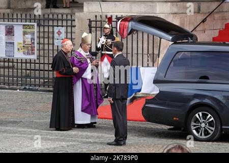 Chiracs Tod: Öffentliche Zeremonie, um dem ehemaligen französischen Präsidenten Respekt zu zollen, 30. September 2019 Stockfoto