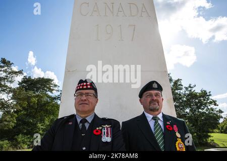 Der Hill 70 Gedenkpark, der dem siegreichen kanadischen Korps gewidmet ist der Sieg bei der Schlacht von Hill 70 im August 1917 hat nach acht langen Jahren eines ehrgeizigen Projekts seine Pforten für die breite Öffentlichkeit geöffnet. „Jeder hat die Herausforderung dieser Website verstanden, die Freundschaft zwischen Frankreich und Kanada zu feiern und sich an diejenigen zu erinnern, die ihr Leben für unsere Freiheit hingegeben haben“, sagte Mark Hutchings, Präsident des Vereins Hill 70, der hinter dem Projekt steht. Stockfoto