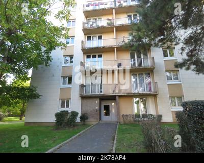 Gonesse, Frankreich, Oktober 3. 2019 - das Gebäude, in dem Mickael Harpon lebt, der 4 Polizisten im Polizeihauptquartier in Paris getötet hat. Stockfoto