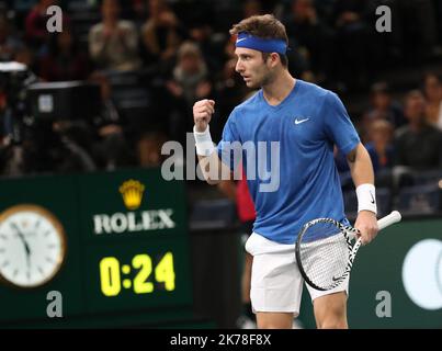 Novak DJOKOVIC (SRB) gegen Corentin MOUTET (FRA). Stockfoto