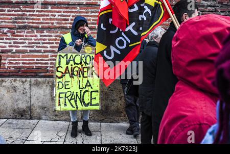 Demonstration gegen die Verwendung des Artikels 49 3 durch die Gouvernement, um den Ruhestand zu ändern. Frankreich, Den 02. März 2020. Stockfoto