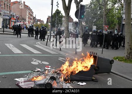 Lille: Tausend Menschen gegen Polizeigewalt an diesem Mittwochabend, angespannte Demonstration Stockfoto