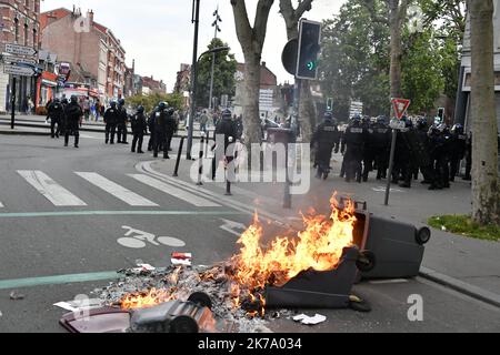 Lille: Tausend Menschen gegen Polizeigewalt an diesem Mittwochabend, angespannte Demonstration Stockfoto