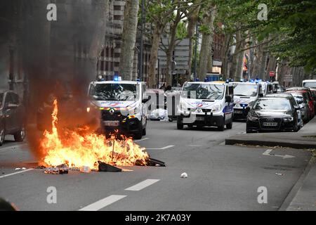 Lille: Tausend Menschen gegen Polizeigewalt an diesem Mittwochabend, angespannte Demonstration Stockfoto