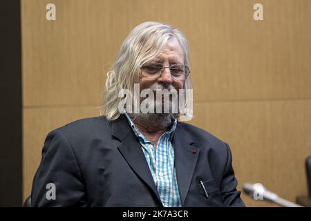 ©Sebastien Muylaert/MAXPPP - der französische Professor Didier Raoult während einer parlamentarischen untersuchungskommission zur Coronavirus-Krise auf der französischen Nationalversammlung in Paris, Frankreich. Politische Führer, Regierungsberater und Direktoren von Gesundheitsbehörden werden an dieser Untersuchung teilnehmen, wie die französische Regierung mit der Covid-19-Epidemie umgegangen ist. 24.06.2020 Stockfoto