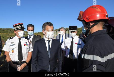 Â©PHOTOPQR/L'INDEPENDANT/MICHEL CLEMENTZ CLEMENTZ MICHEL ; PERPIGNAN ; 11/07/2020 ; CALCE LE 11 JUILLET 2020 / POLITIQUE / VISITE DU MINISTRE DE L'INTERIEUR GERALD DARMANIN AU COL DE LA DONA / VISITE DES POMPIERS QUI ONT LUTTES SUR L'INCENDIE DE CES DERNIERS JOURS / - 2020/07/16. BESUCH VON INNENMINISTER GERALD DARMANIN. Stockfoto