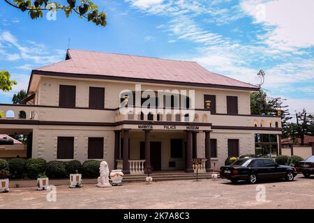 Kumasi, Ghana - 15. April 2022: Bild des Manhyia Palace Museums ist ein historisches Museum in Westafrika Stockfoto