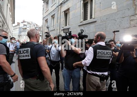 ©PHOTOPQR/L'EST REPUBLICAIN/Ludovic LAUDE ; Besançon ; 24/07/2020 ; Besançon le 24/07/2020 fait divers Nicolas ZEPEDA extradition NARUMI Affaire NARUMI Japon - Besancon, Frankreich, juli 24. 2020 - Ankunft in Besancon Gericht des chilenischen Nicolas Zepeda beschuldigt des Mordes an einem japanischen Studenten in Frankreich fast vier Jahren während Auslieferungsprozess . Nicolas Zepeda, 29, war in der Wohnung seiner Mutter im Ferienort Viña del Mar, 120 Kilometer (75 Meilen) nordwestlich von Santiago, unter Hausarrest gestellt worden. Er wird in Frankreich wegen vorsätzlicher Tötung von Narumi Kurosaki (2) im Jahr 2016 angeklagt Stockfoto