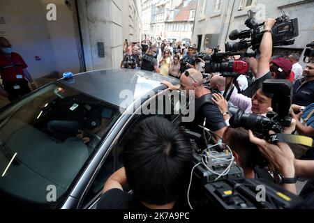 ©PHOTOPQR/L'EST REPUBLICAIN/Ludovic LAUDE ; Besançon ; 24/07/2020 ; Besançon le 24/07/2020 fait divers Nicolas ZEPEDA extradition NARUMI Affaire NARUMI Japon - Besancon, Frankreich, juli 24. 2020 - Ankunft in Besancon Gericht des chilenischen Nicolas Zepeda beschuldigt des Mordes an einem japanischen Studenten in Frankreich fast vier Jahren während Auslieferungsprozess . Nicolas Zepeda, 29, war in der Wohnung seiner Mutter im Ferienort Viña del Mar, 120 Kilometer (75 Meilen) nordwestlich von Santiago, unter Hausarrest gestellt worden. Er wird in Frankreich wegen vorsätzlicher Tötung von Narumi Kurosaki (2) im Jahr 2016 angeklagt Stockfoto